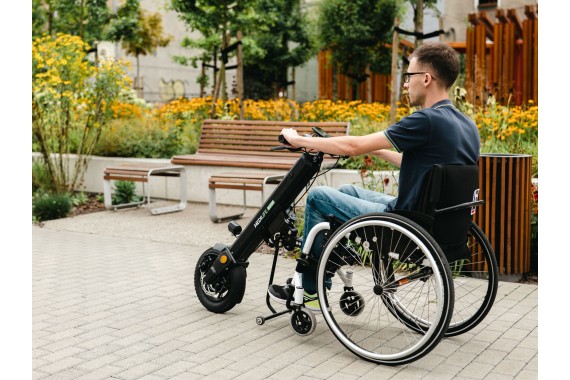 Terenowy napęd do wózka inwalidzlidziego Medilife Alpha+ 