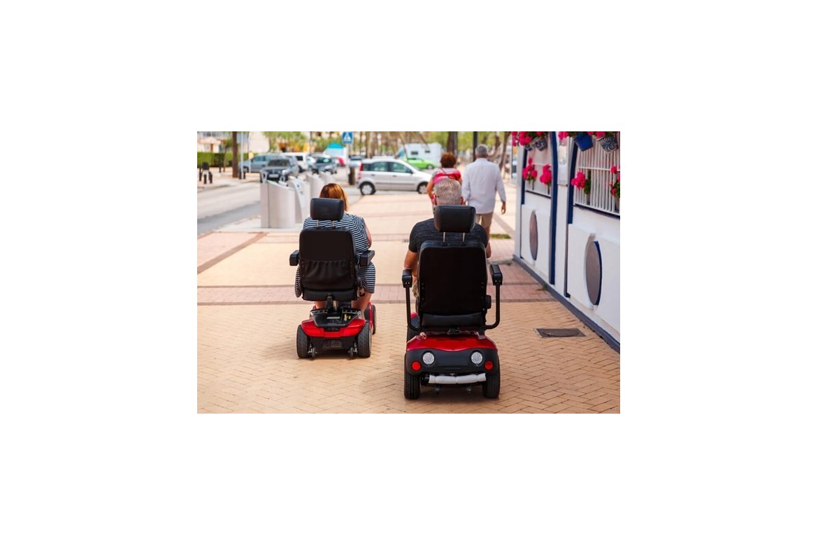 Czy na skuter inwalidzki potrzebne jest prawo jazdy?