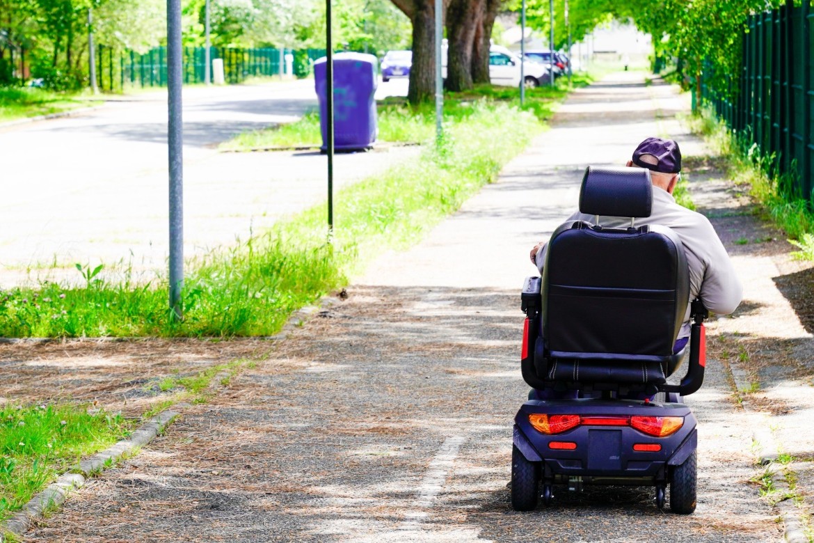 Dofinansowania w 2025 roku na skutery inwalidzkie elektryczne 4-kołowe dla seniora - Aktywny Samorząd PFRON