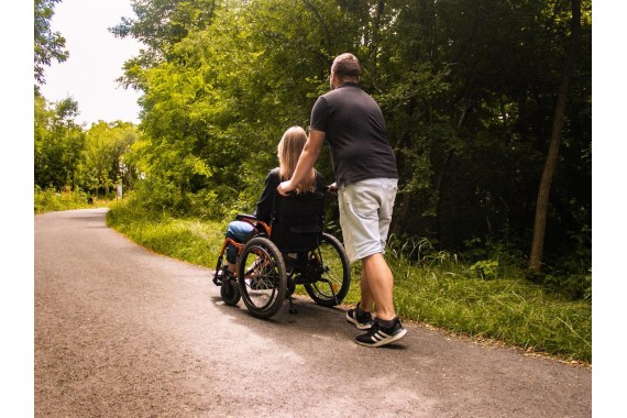 Wózek inwalidzki inny niż wszystkie? Medilife Flex – dopasuje się do codzienności Twojej i bliskich.