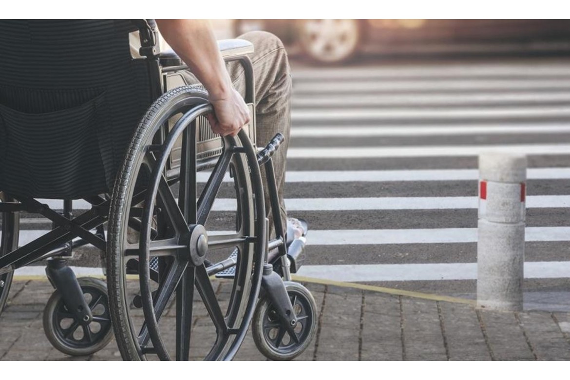 Bezpieczeństwo na drodze wózki inwalidzkie